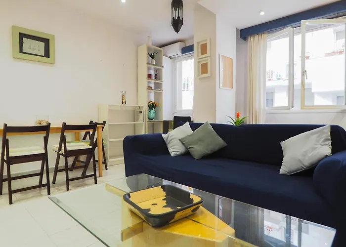 Sunflower By Hello Homes 锡切斯